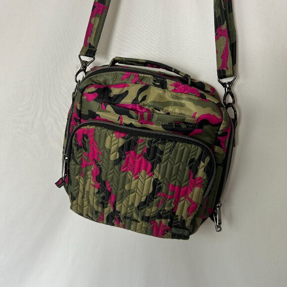 Lug Ranger Quilted Camo Crossbody Travel Bag - Picture 2 of 7